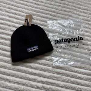 Patagonia Black Men's Beanie Lightweight Outdoor Casual One Size